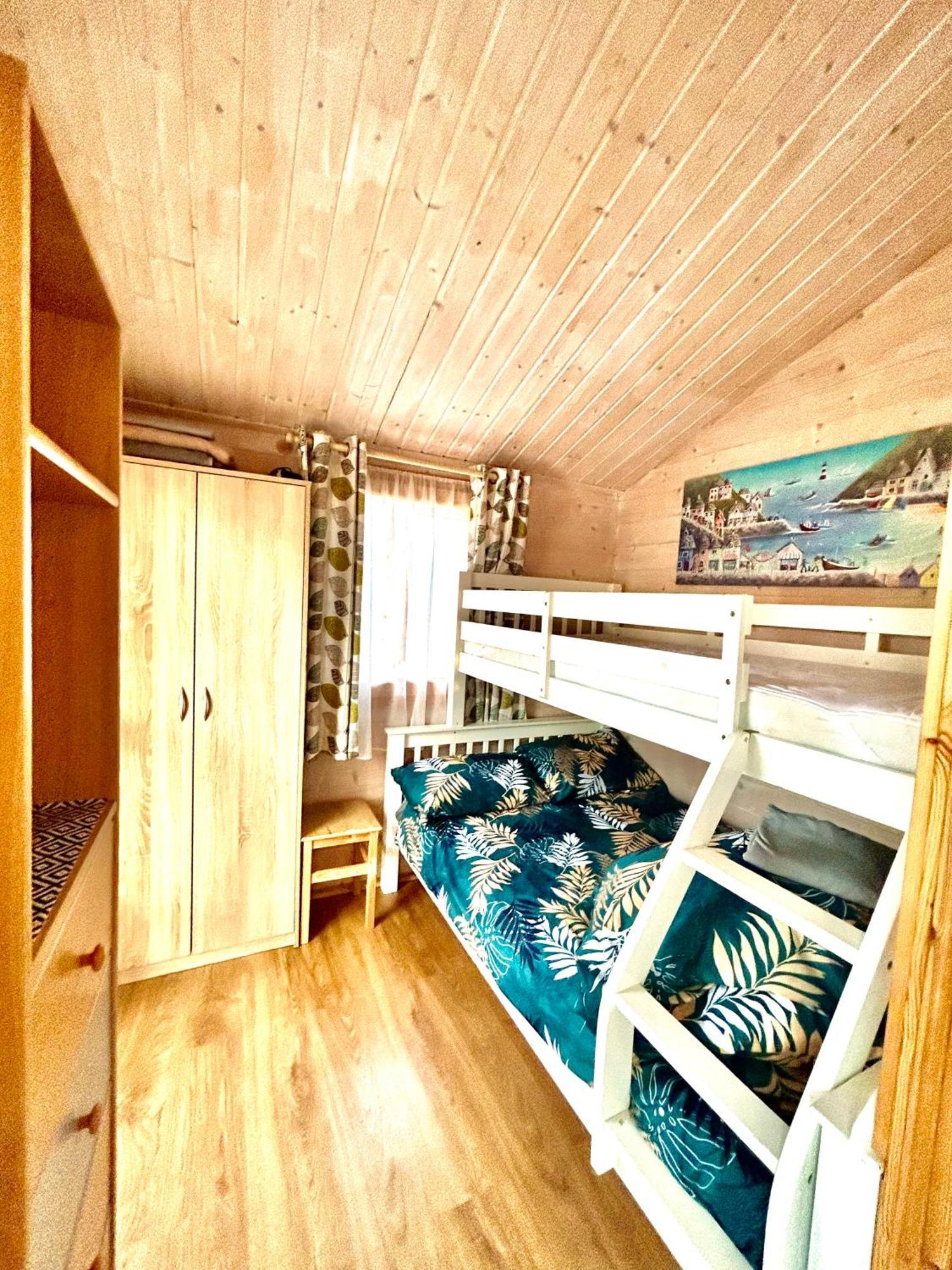 Osada Familia Lodge *